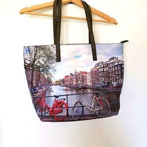 Large print tote